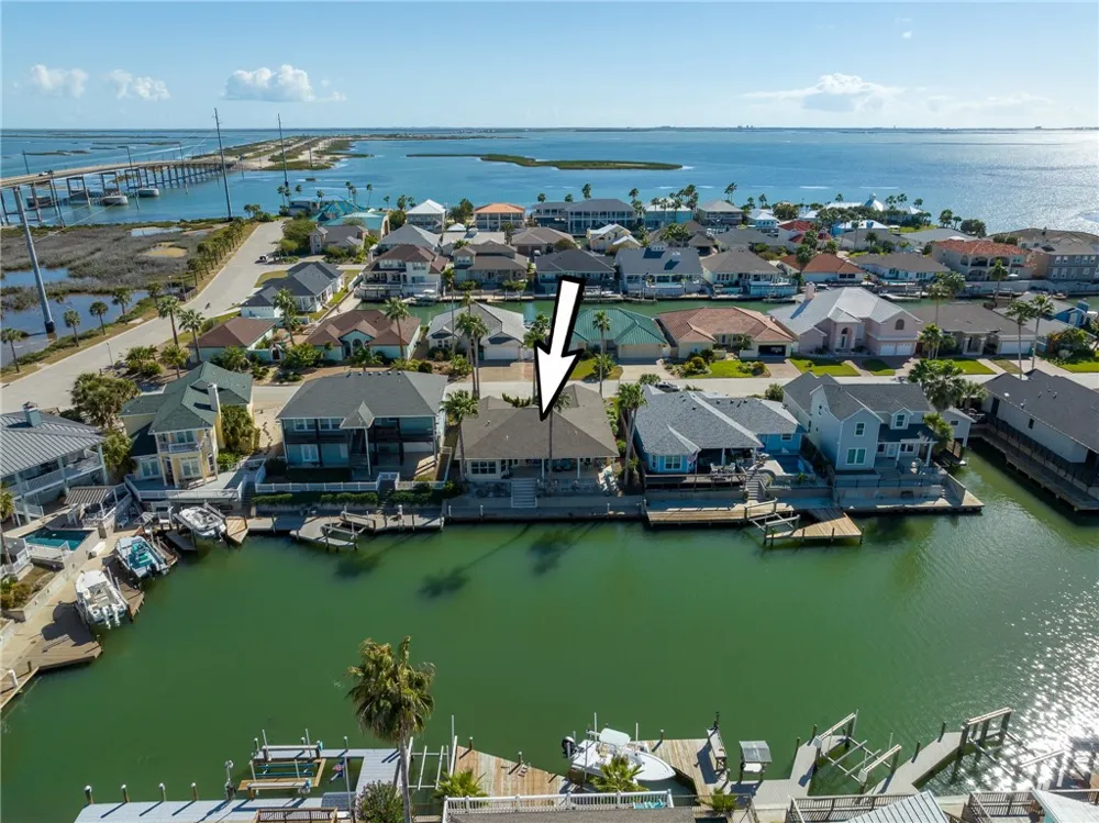 124 Sea View Drive Aransas Pass, TX 78336