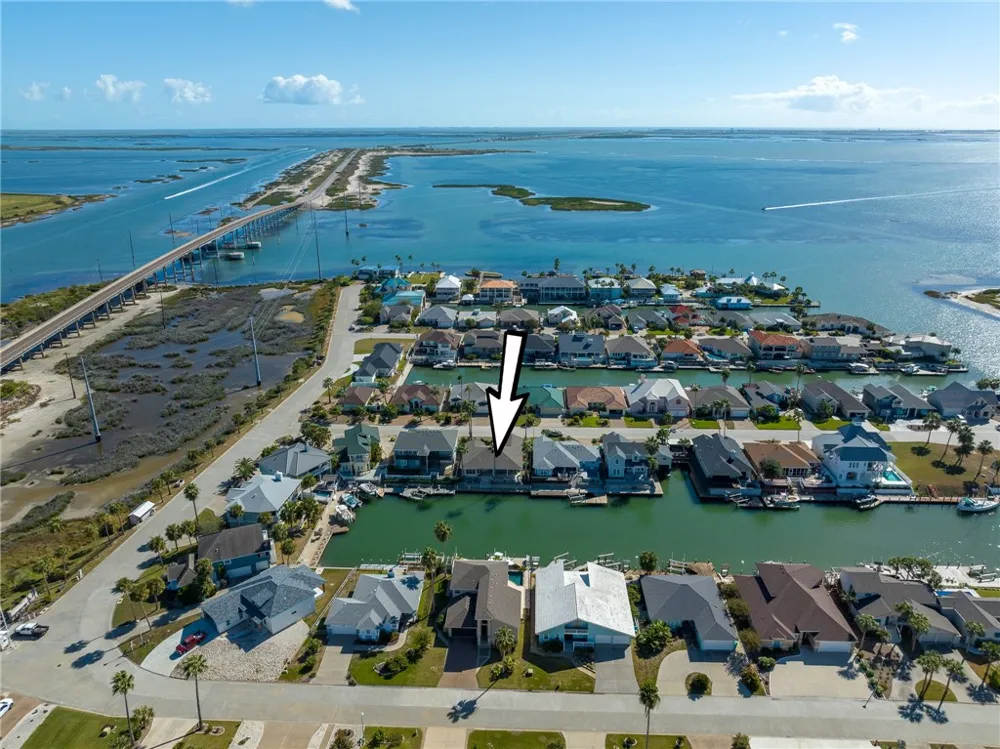 124 Sea View Drive Aransas Pass, TX 78336