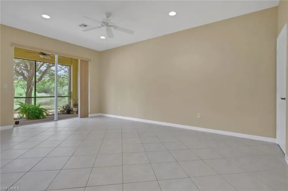 10260 Olivewood Way #58 Estero, FL 33928