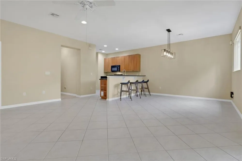 10260 Olivewood Way #58 Estero, FL 33928