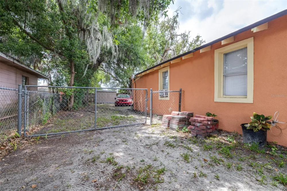 506 WHITEHURST STREET Lakeland, FL 33805