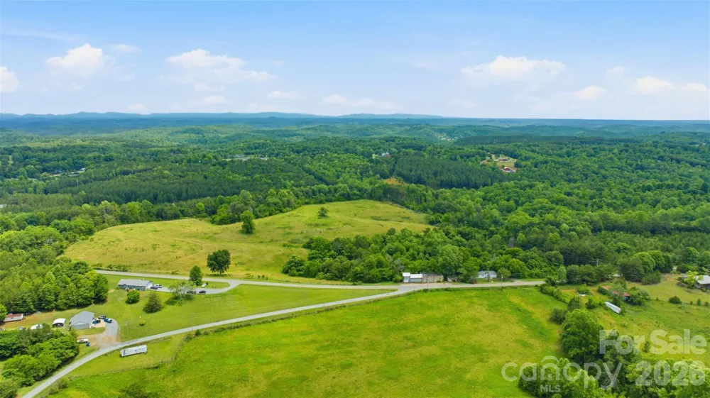 536 Pea Ridge Road Mill Spring, NC 28756