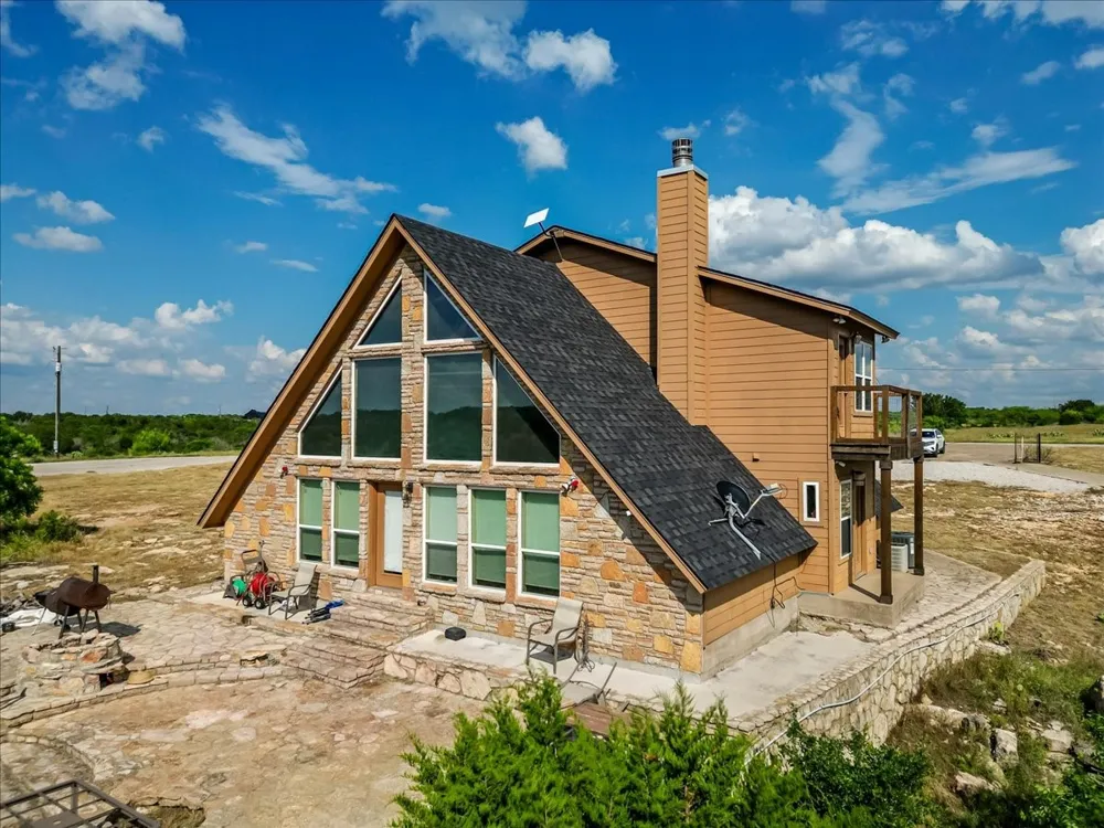 2020 Bluff Creek Drive Possum Kingdom Lake, TX 76475