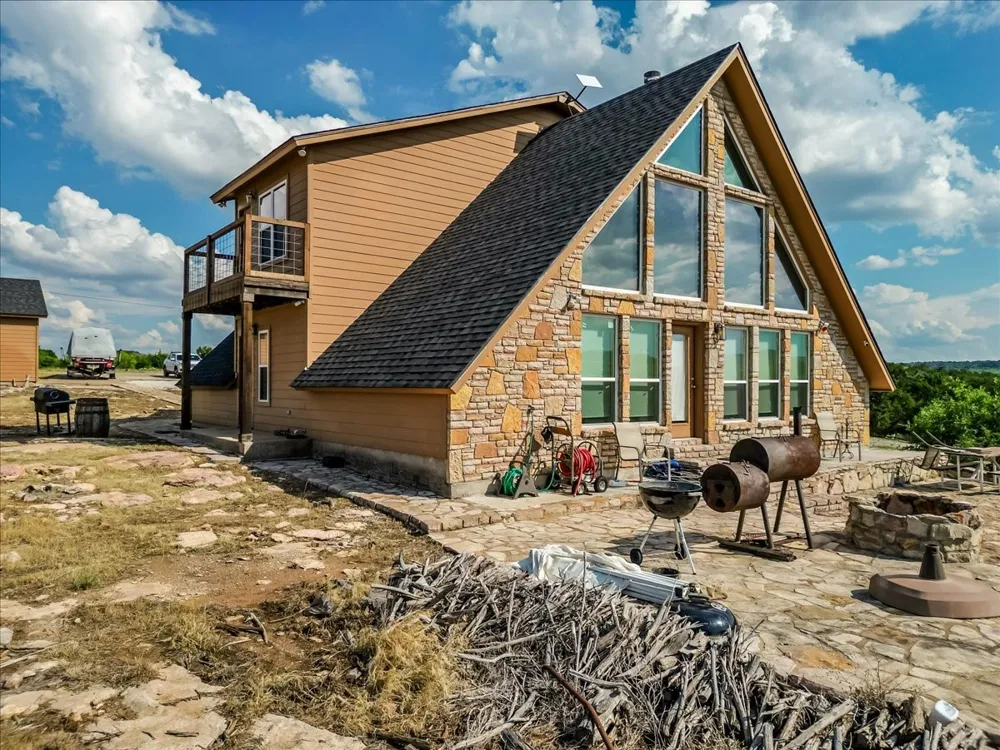 2020 Bluff Creek Drive Possum Kingdom Lake, TX 76475