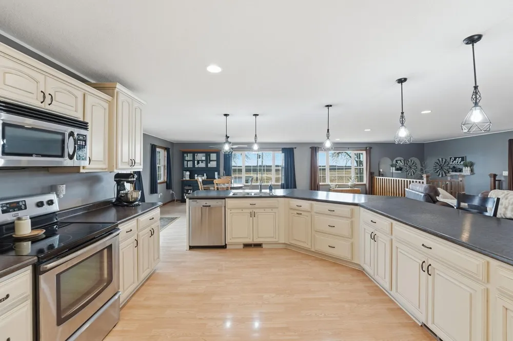 15682 150th Street Osakis, MN 56360