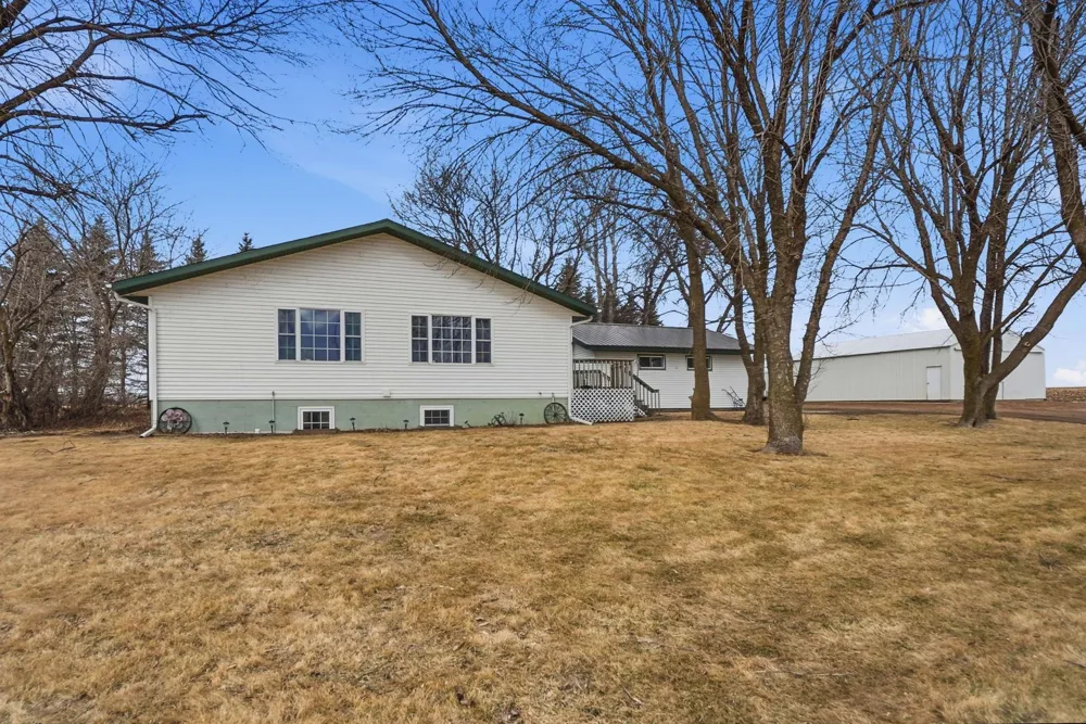 15682 150th Street Osakis, MN 56360