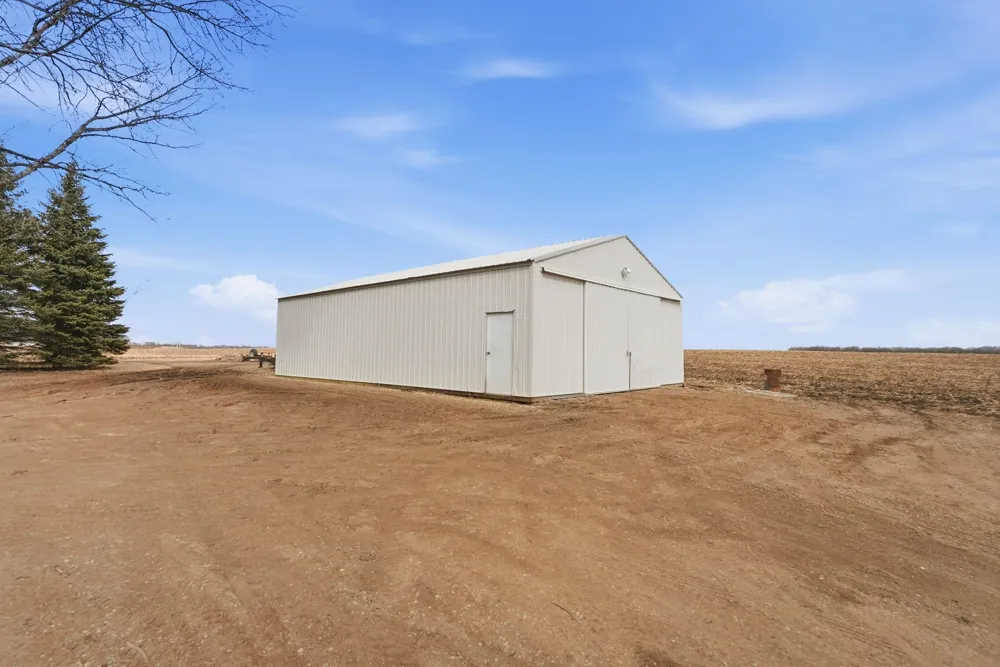 15682 150th Street Osakis, MN 56360