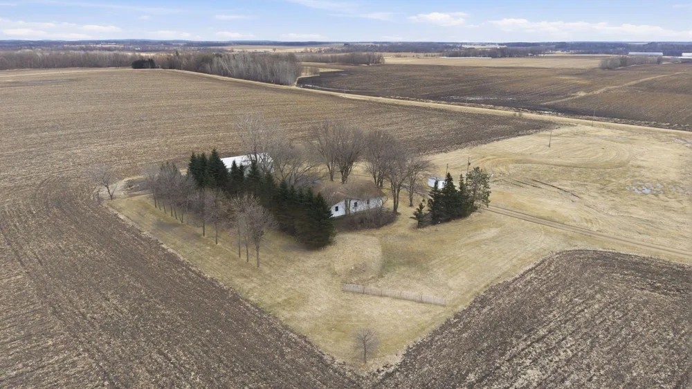 15682 150th Street Osakis, MN 56360