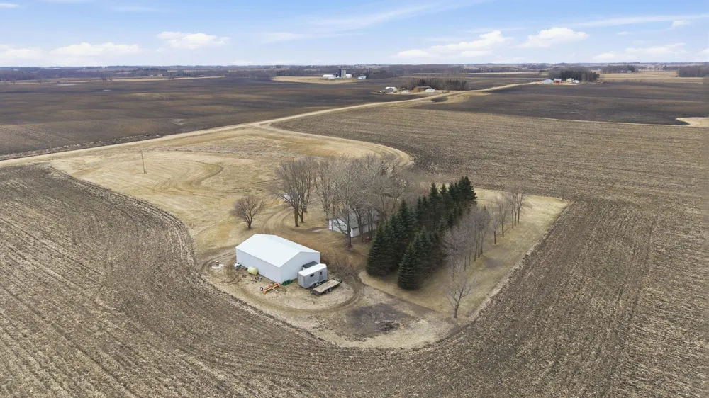 15682 150th Street Osakis, MN 56360