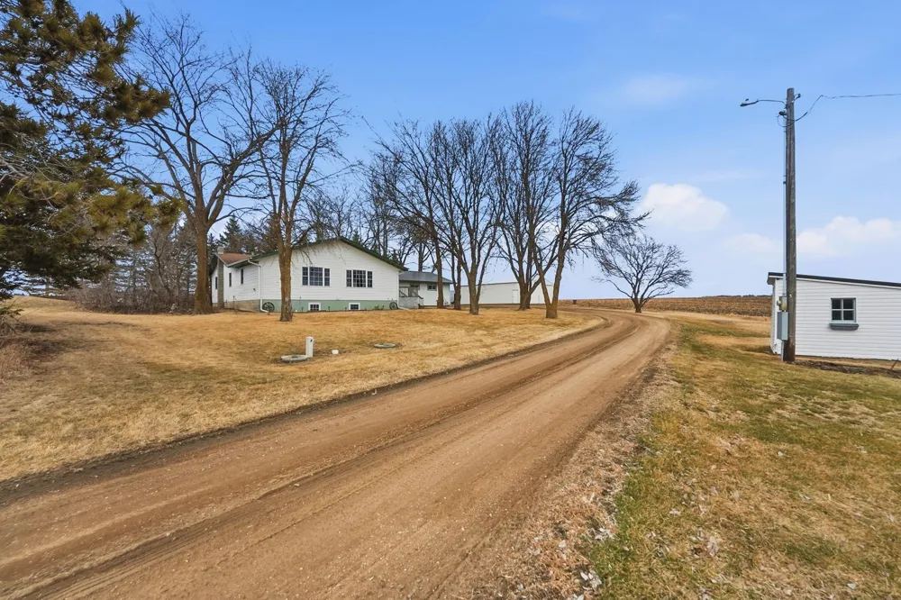 15682 150th Street Osakis, MN 56360