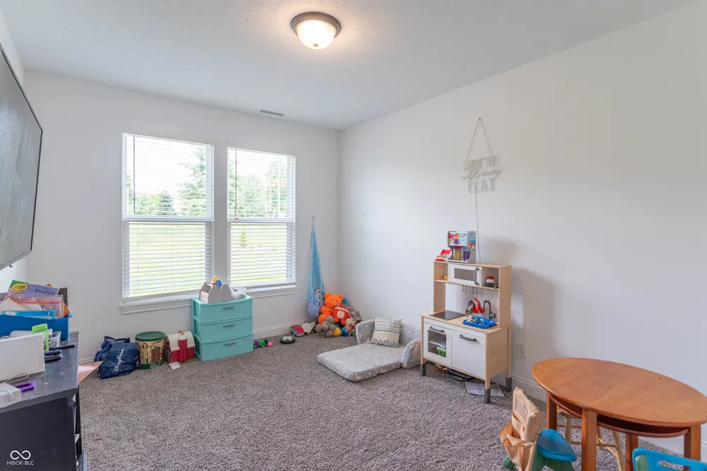 1054 E Valley Oak Court Mooresville, IN 46158