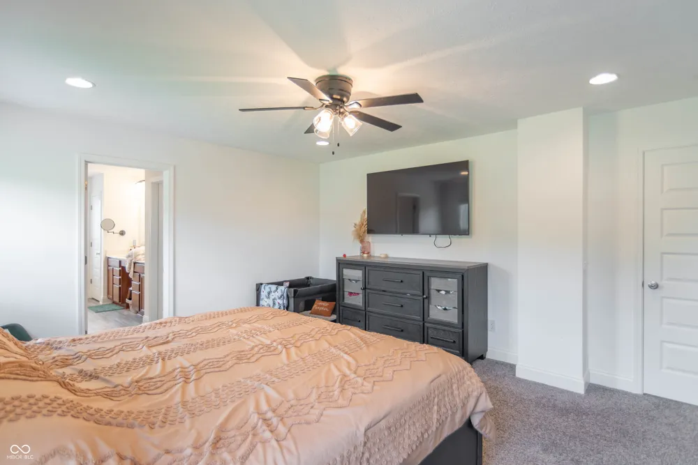 1054 E Valley Oak Court Mooresville, IN 46158