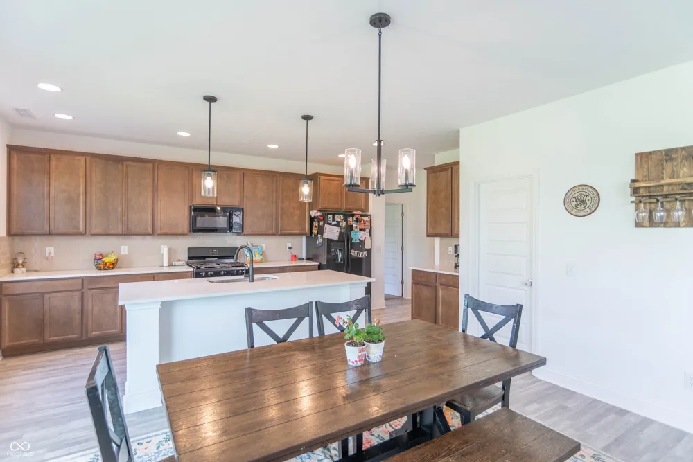 1054 E Valley Oak Court Mooresville, IN 46158