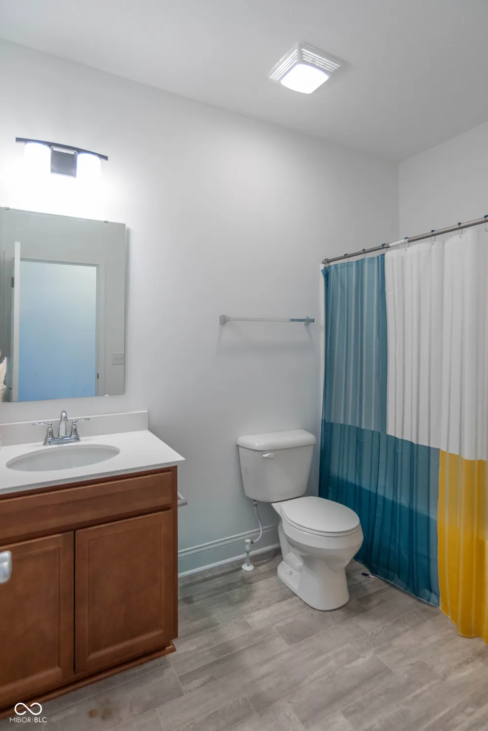 1054 E Valley Oak Court Mooresville, IN 46158