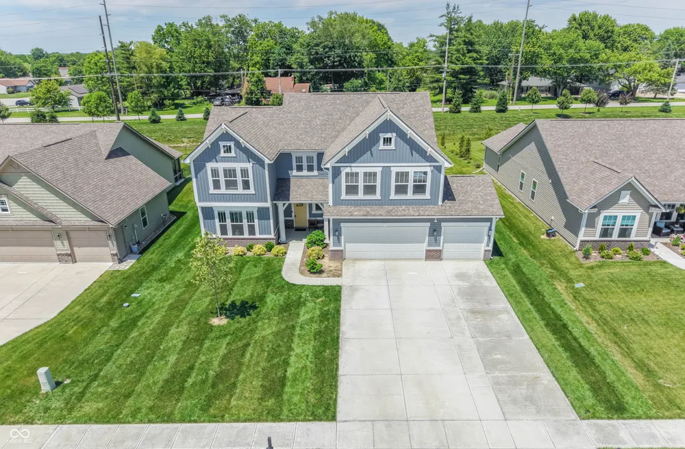 1054 E Valley Oak Court Mooresville, IN 46158