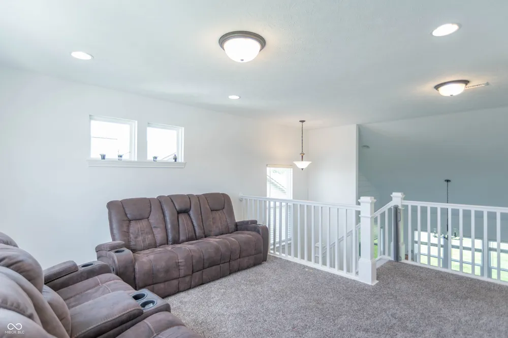 1054 E Valley Oak Court Mooresville, IN 46158