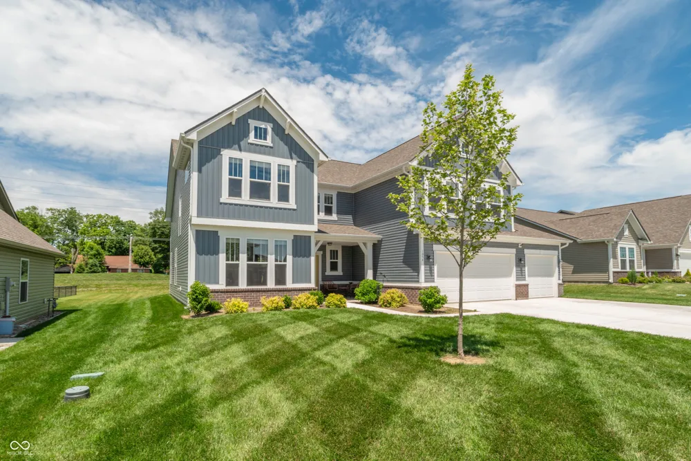 1054 E Valley Oak Court Mooresville, IN 46158