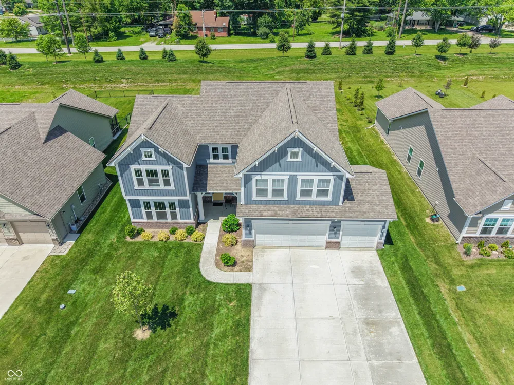 1054 E Valley Oak Court Mooresville, IN 46158