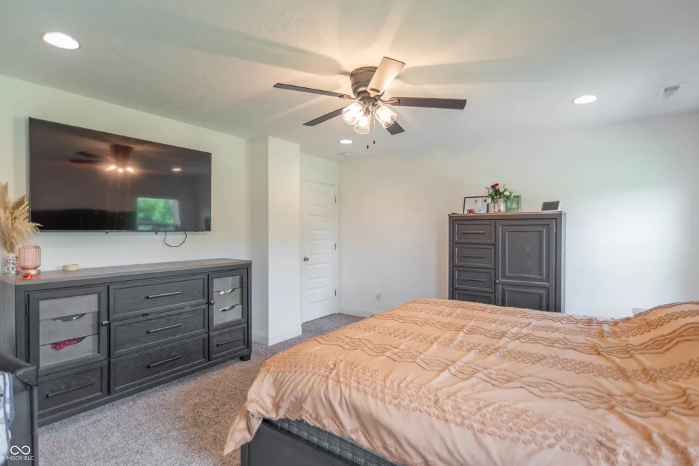 1054 E Valley Oak Court Mooresville, IN 46158