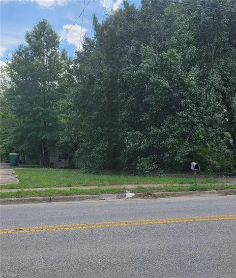 212 Oakview Road