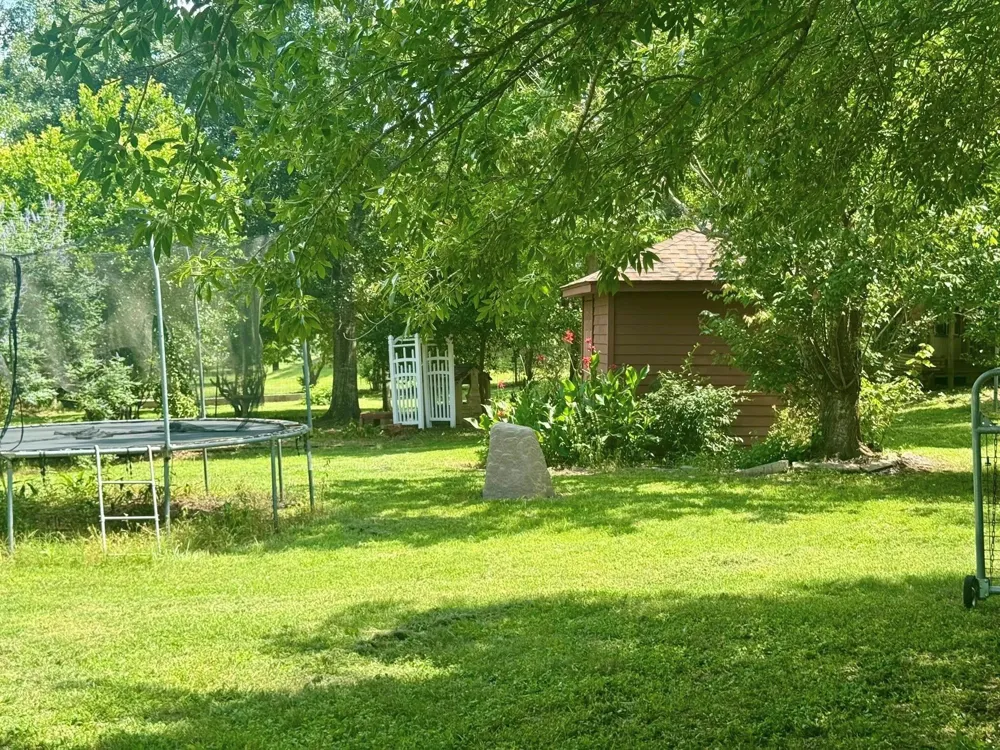 969 County Road 1050 Woodville, TX 75979