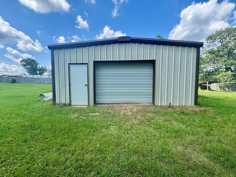 969 County Road 1050 Woodville, TX 75979