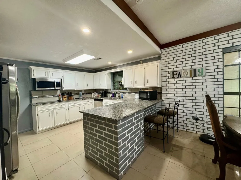969 County Road 1050 Woodville, TX 75979