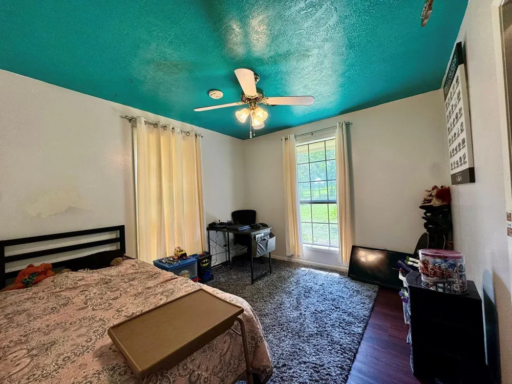 969 County Road 1050 Woodville, TX 75979