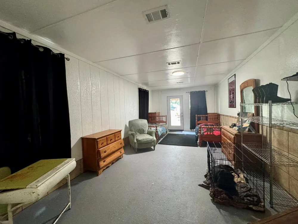 969 County Road 1050 Woodville, TX 75979