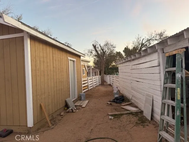 16100 Navajo Road Apple Valley, CA 92307