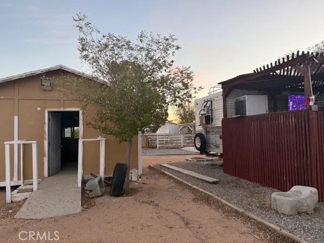 16100 Navajo Road Apple Valley, CA 92307