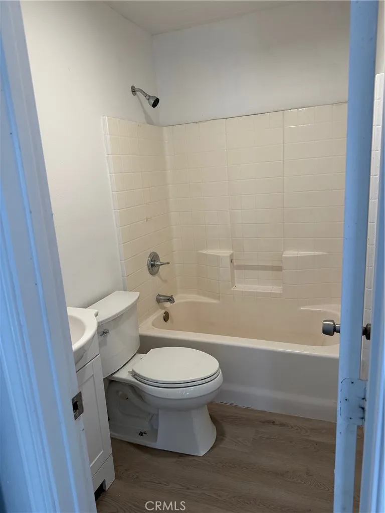 16100 Navajo Road Apple Valley, CA 92307