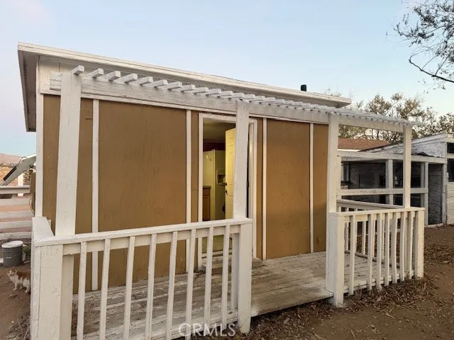 16100 Navajo Road Apple Valley, CA 92307