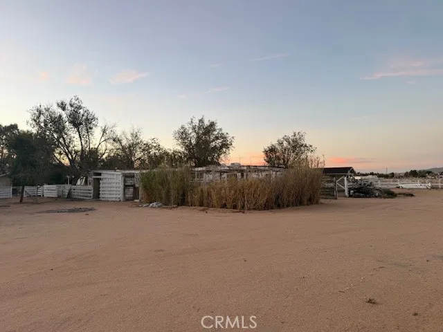 16100 Navajo Road Apple Valley, CA 92307