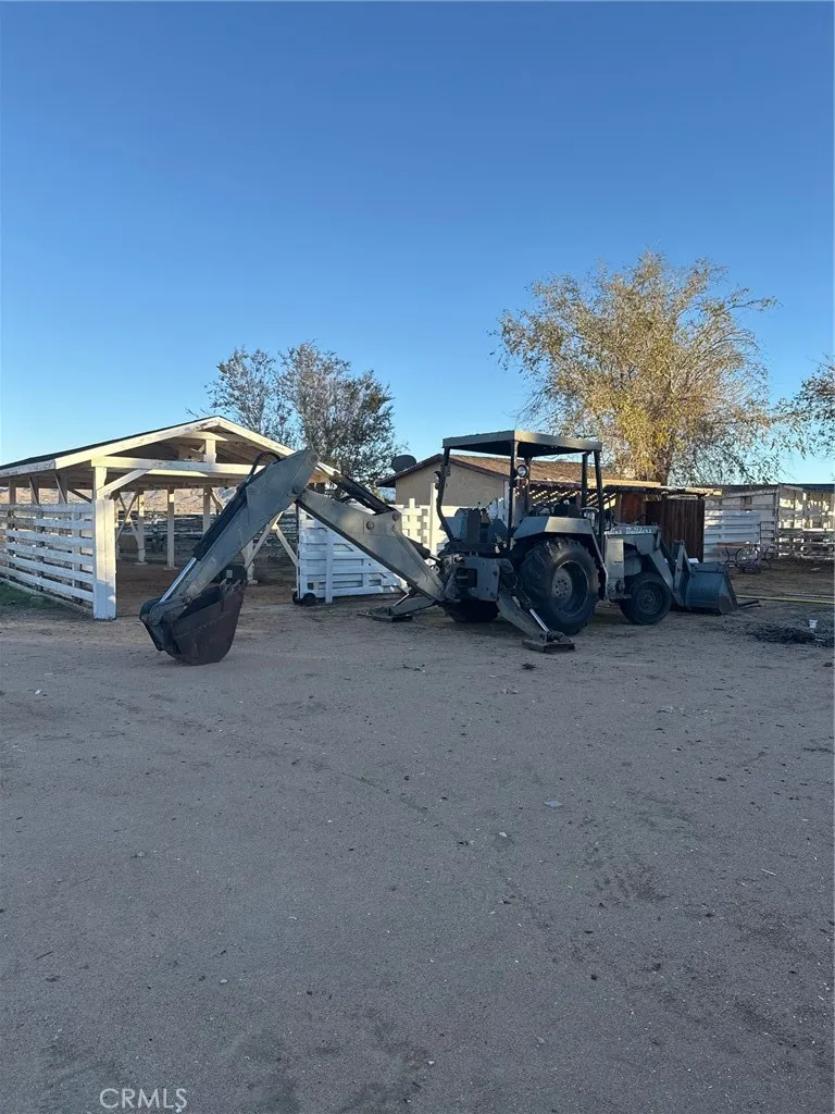 16100 Navajo Road Apple Valley, CA 92307