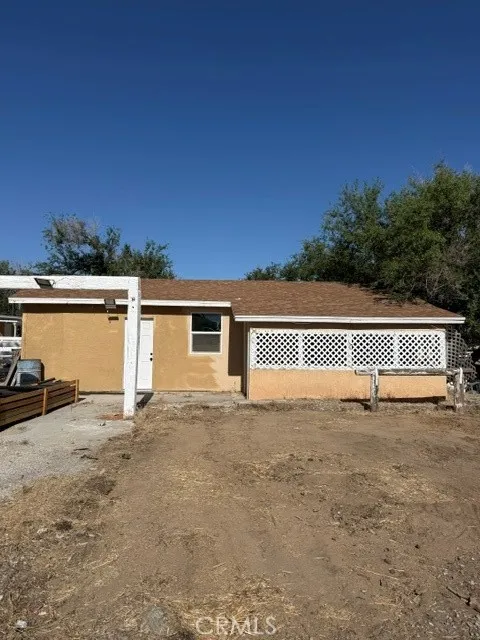 16100 Navajo Road Apple Valley, CA 92307