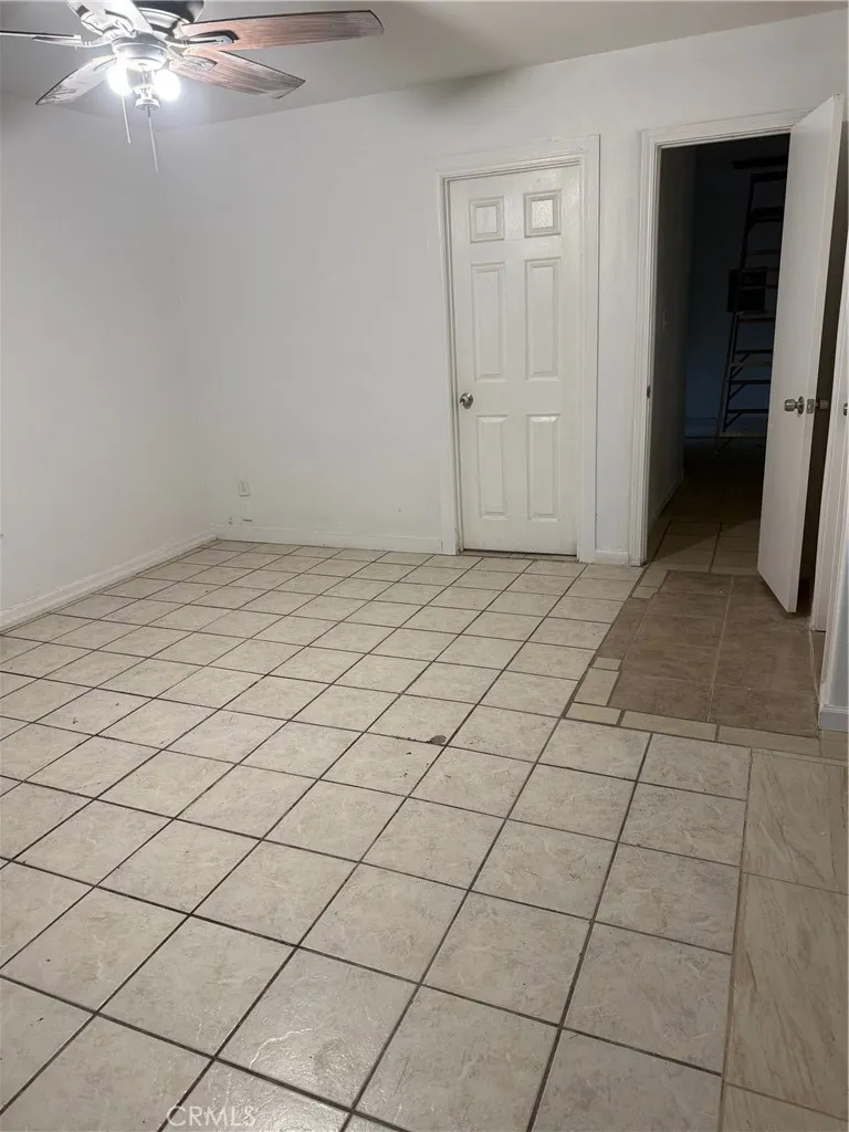 16100 Navajo Road Apple Valley, CA 92307