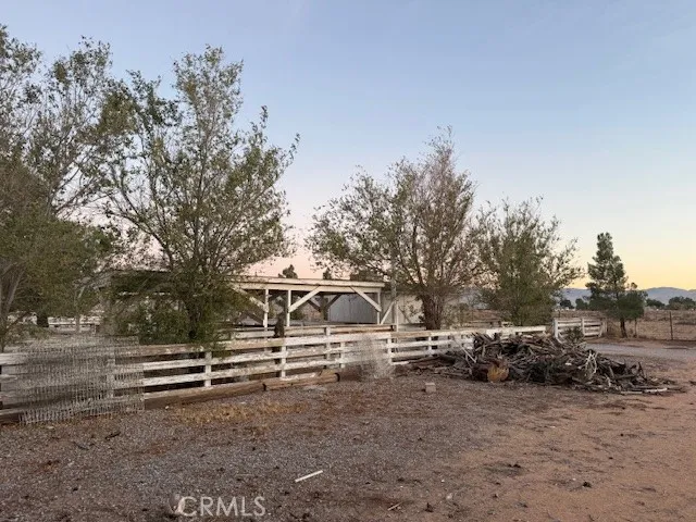 16100 Navajo Road Apple Valley, CA 92307