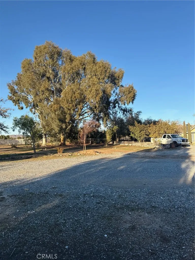 16100 Navajo Road Apple Valley, CA 92307