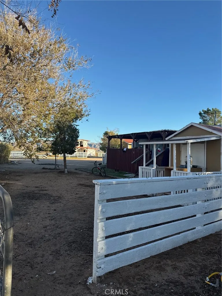 16100 Navajo Road Apple Valley, CA 92307