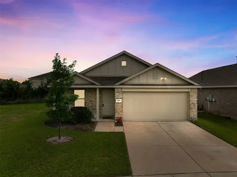 900 Odlozil Lane