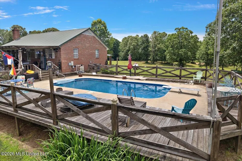 4655 Hwy 43 Camden, MS 39045