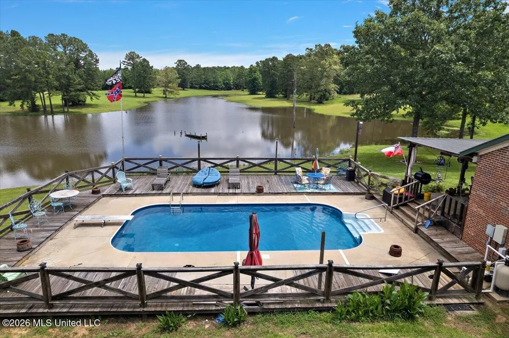 4655 Hwy 43 Camden, MS 39045
