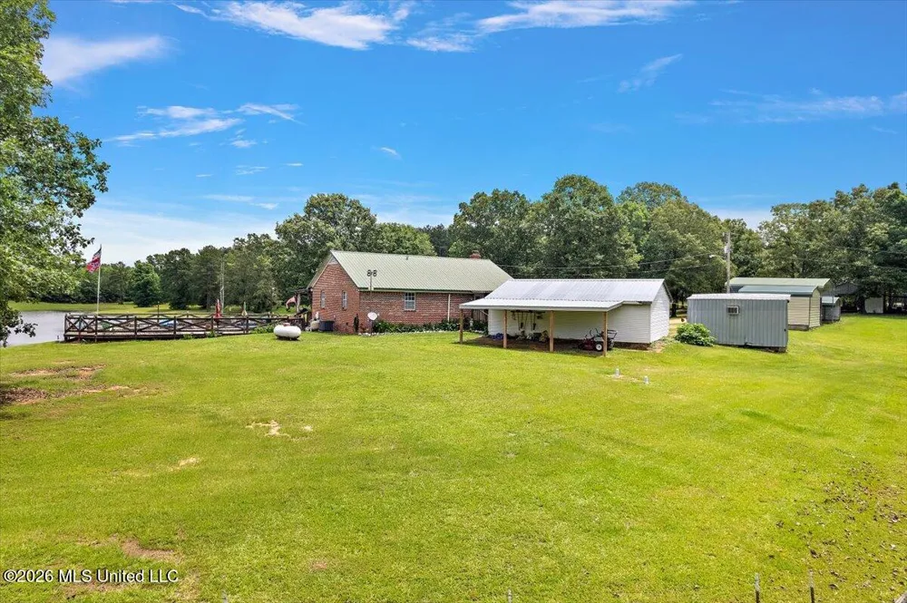 4655 Hwy 43 Camden, MS 39045