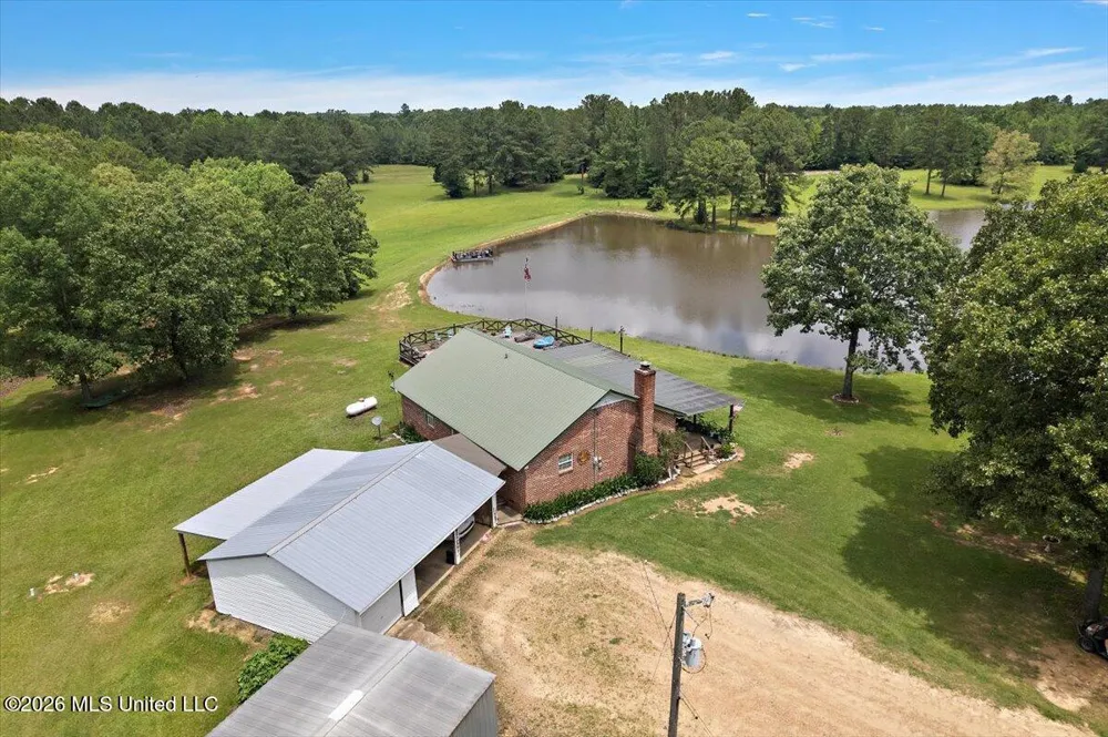 4655 Hwy 43 Camden, MS 39045