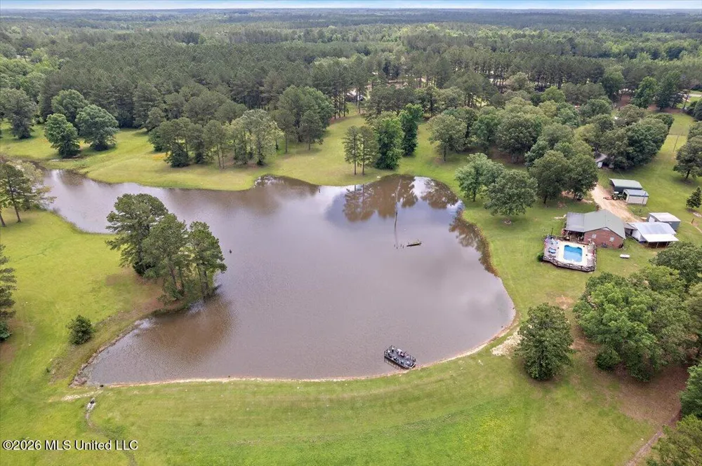 4655 Hwy 43 Camden, MS 39045