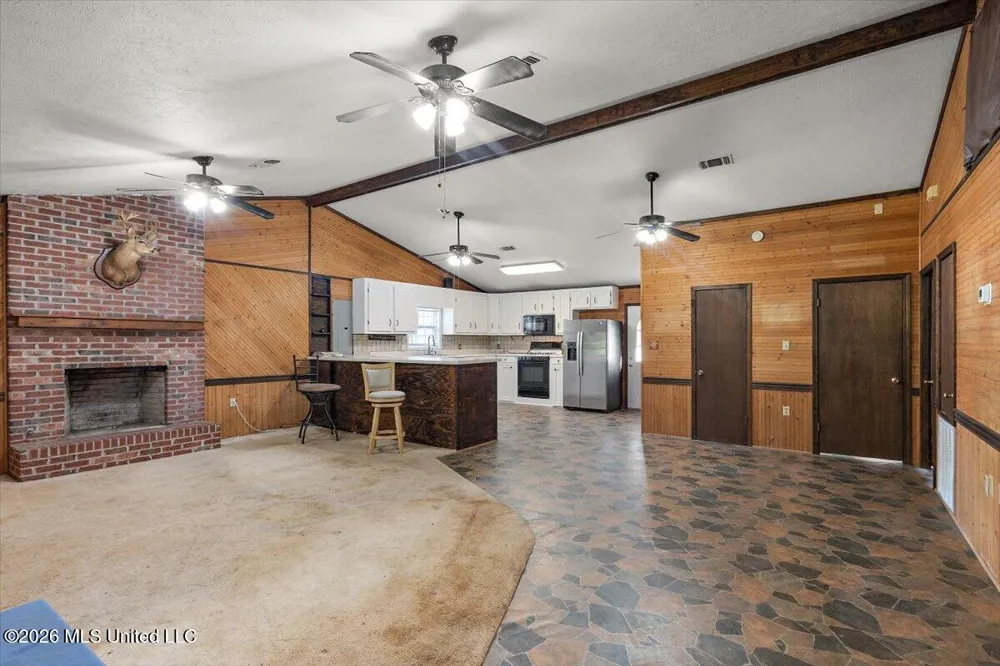 4655 Hwy 43 Camden, MS 39045
