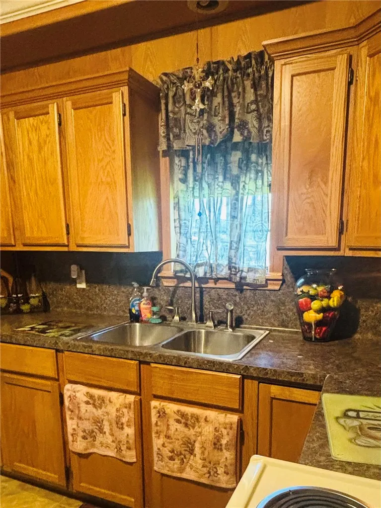 845 Reynolds Alice, TX 78332