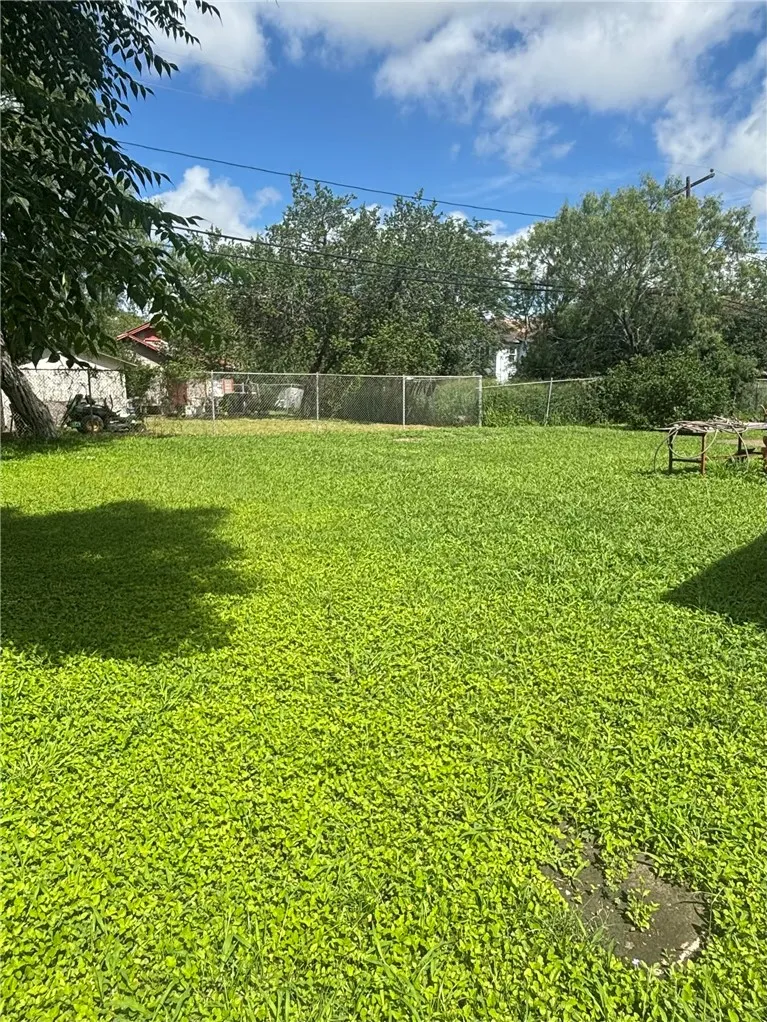 845 Reynolds Alice, TX 78332