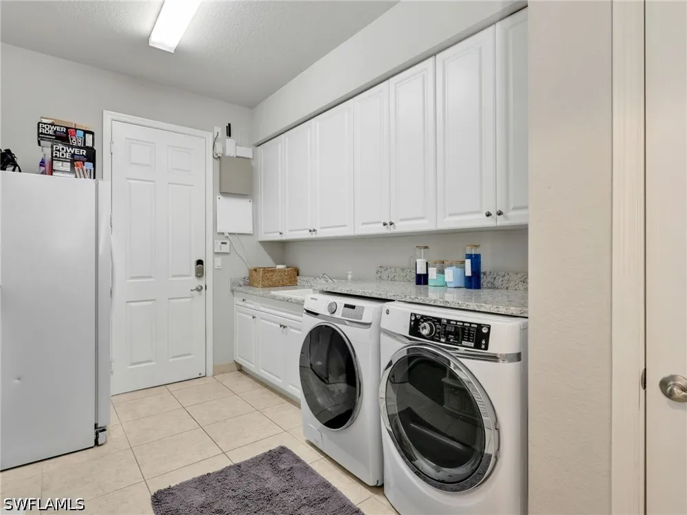 Crystal Way Naples, FL 34119